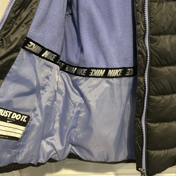 Girls Nike Puffer - Picture 5 of 6